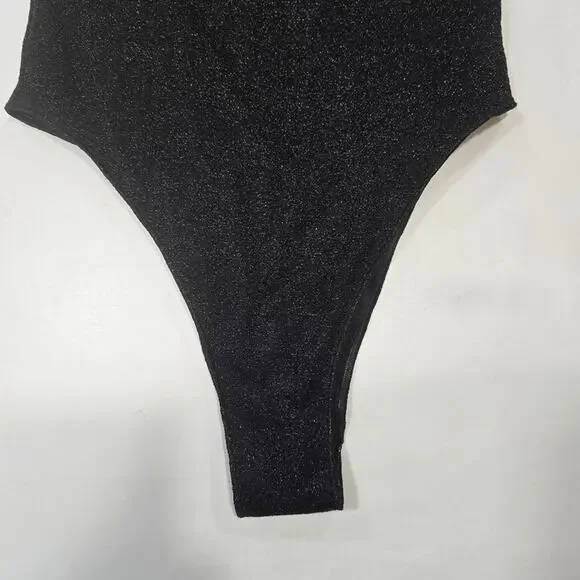 Oseree Lumiere Underwired Maillot in Black - Picture 3 of 12